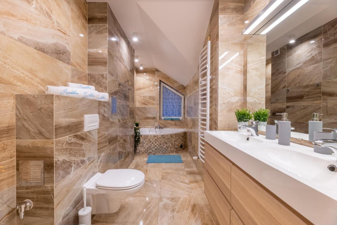 Apartament Kasztelan II Ustrzyki Dolne Bagian luar foto