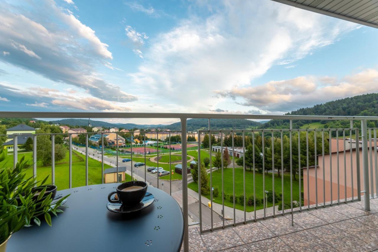 Apartament Kasztelan II Ustrzyki Dolne Bagian luar foto