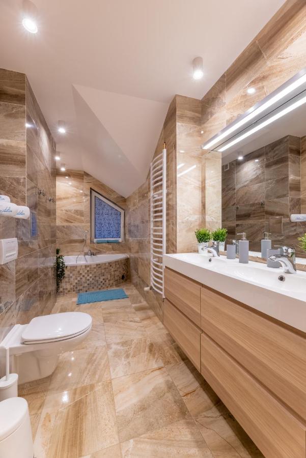 Apartament Kasztelan II Ustrzyki Dolne Bagian luar foto